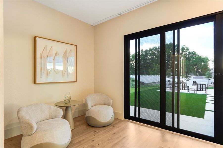 Furnished interior view inside a new home in , Windermere (Image 34).
