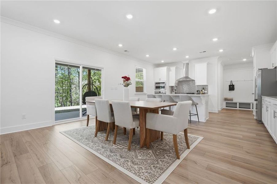 Furnished interior view inside a new home in , Dallas (Image 9).