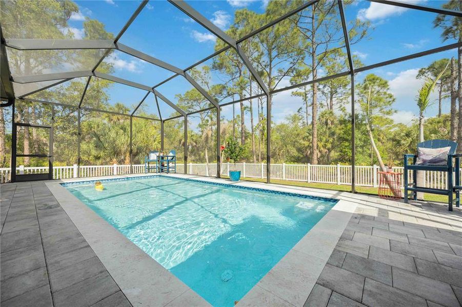Exterior details and patio area of a home in , Port Charlotte (Image 30).