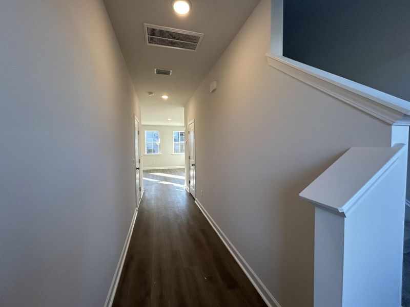 Spacious, unfurnished interior of a new home in , Summerville (Image 17).