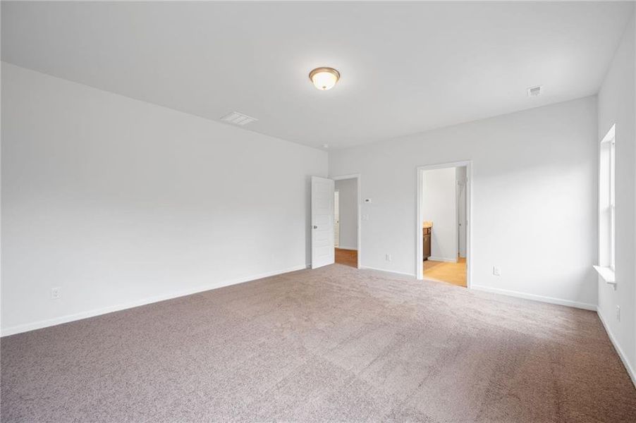 Spacious, unfurnished interior of a new home in Laurel Ridge, Rock Spring (Image 32). Spacious, unfurnished interior of a new home in Laurel Ridge, Rock Spring (Image 32).