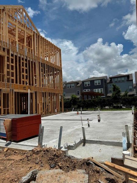 Every foundation at DWH is engineered and it’s inspected three times! We do not do “batch” testing. Rest easy knowing your foundation comes with a 10 year warranty. Every foundation at DWH is engineered and it’s inspected three times! We do not do “batch” testing. Rest easy knowing your foundation comes with a 10 year warranty.