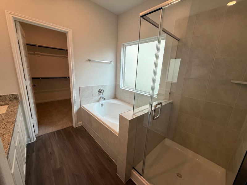 Furnished interior view inside a new home in Cliffstone Hills, Conroe (Image 7). Furnished interior view inside a new home in Cliffstone Hills, Conroe (Image 7).