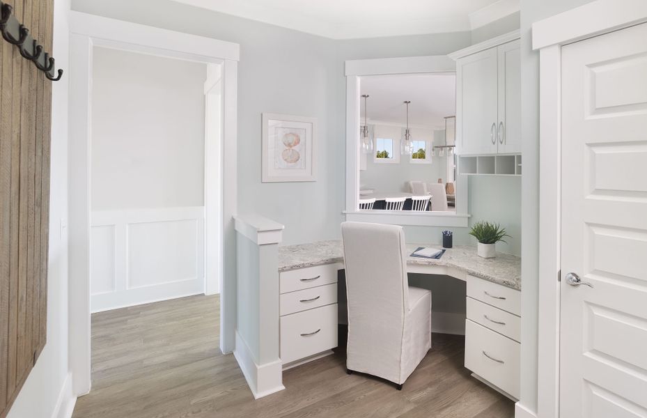Representative furnished interior of a home built from the Northridge by Pulte Homes in Point Hope, Charleston (Image 13).
