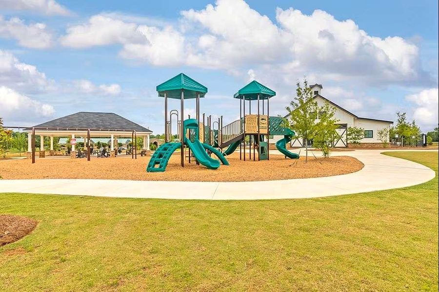 Image 33 of a home in Southern Hills.