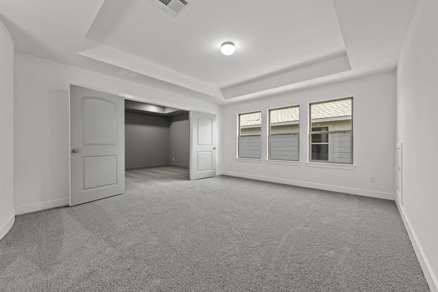 Representative image. Features, specifications, selections and colors may vary.