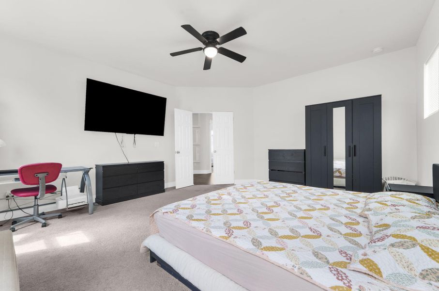 Furnished interior view inside a new home in Carnes Crossroads, Summerville (Image 28). Furnished interior view inside a new home in Carnes Crossroads, Summerville (Image 28).