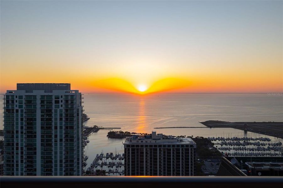 Condo located in St. Petersburg, FL showcasing its design and architecture (Image 39). Condo located in St. Petersburg, FL showcasing its design and architecture (Image 39).