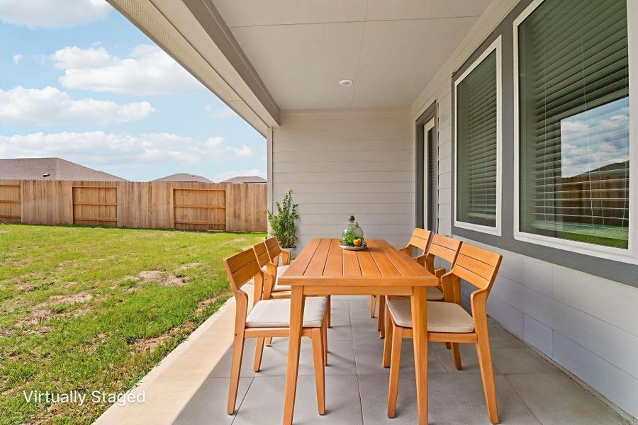Furnished interior view inside a new home in Landing Meadows - Traditional Series, New Caney (Image 4). Furnished interior view inside a new home in Landing Meadows - Traditional Series, New Caney (Image 4).