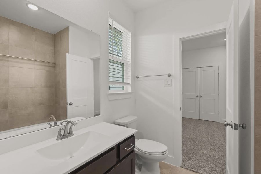 Representative furnished interior of a home built from the Cheverny by Chesmar Homes in Santa Rita Ranch, Liberty Hill (Image 6).