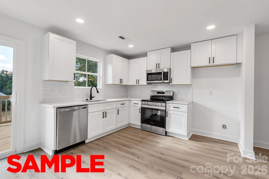 Furnished interior view inside a new home in , Kannapolis (Image 4).