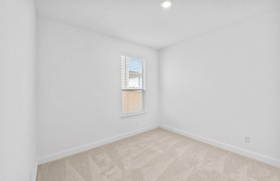 Spacious, unfurnished interior of a new home in Patterson Ranch, Georgetown (Image 12).