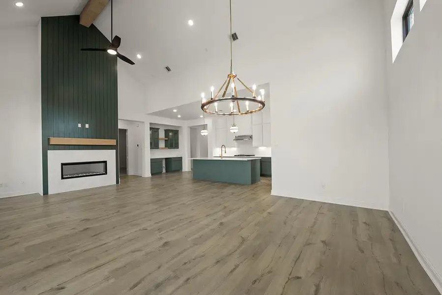 Dining Area Dining Area