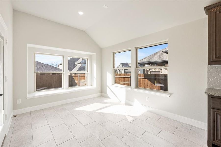 Spacious, unfurnished interior of a new home in Eagle Glen 50, Alvarado (Image 28).