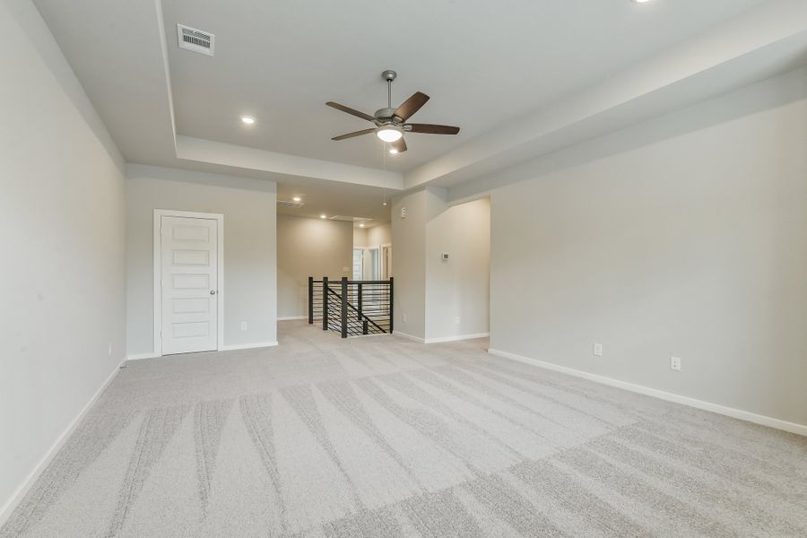 Spacious, unfurnished interior of a new home in Summer Place  35', Montgomery (Image 41).