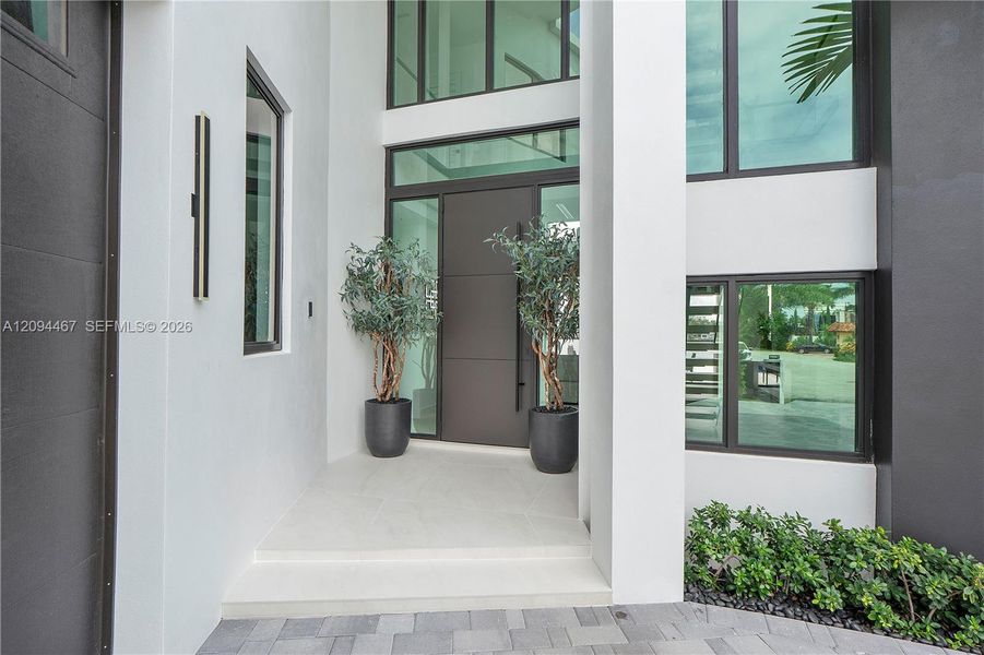 Exterior details and patio area of a home in , Pompano Beach (Image 28).