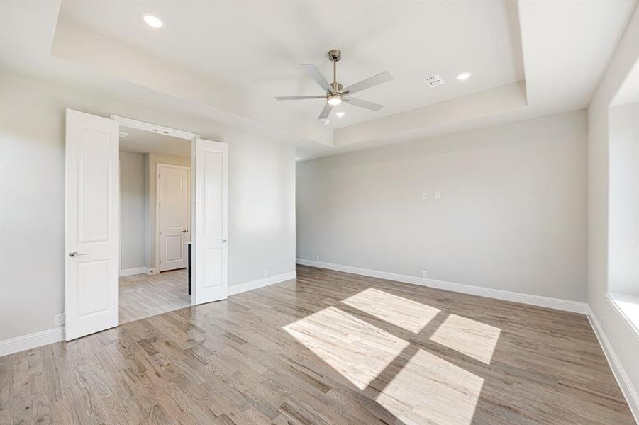 Spacious, unfurnished interior of a new home in Hayes Crossing, Midlothian (Image 24).