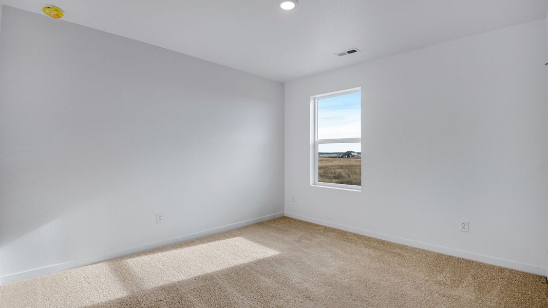 Spacious, unfurnished interior of a new home in Vista Meadows, Fort Lupton (Image 28). Spacious, unfurnished interior of a new home in Vista Meadows, Fort Lupton (Image 28).