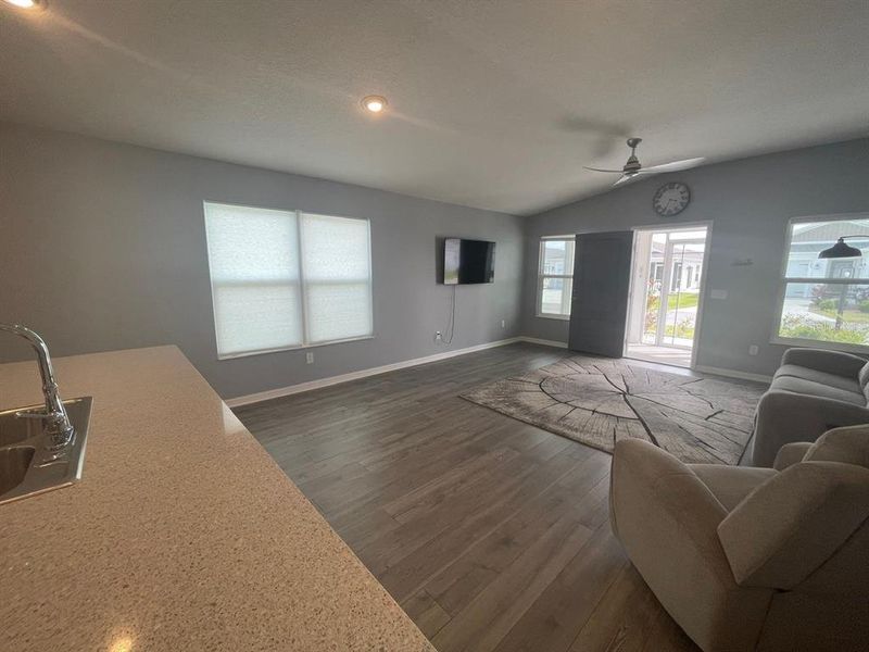 Spacious, unfurnished interior of a new home in , The Villages (Image 27).