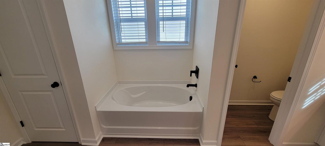 Image 37 of a home in Halton Oaks.