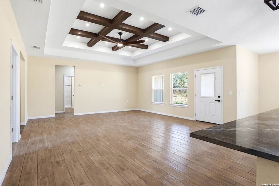 Spacious, unfurnished interior of a new home in , Poteet (Image 18).