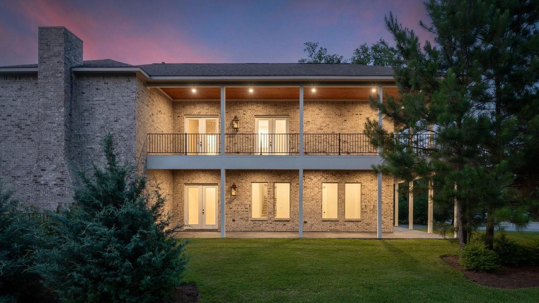 Exterior details and patio area of a home in , Tomball (Image 32). Exterior details and patio area of a home in , Tomball (Image 32).