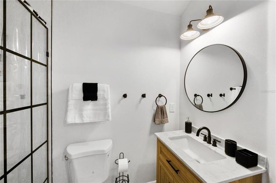 Furnished interior view inside a new home in , Tarpon Springs (Image 52).