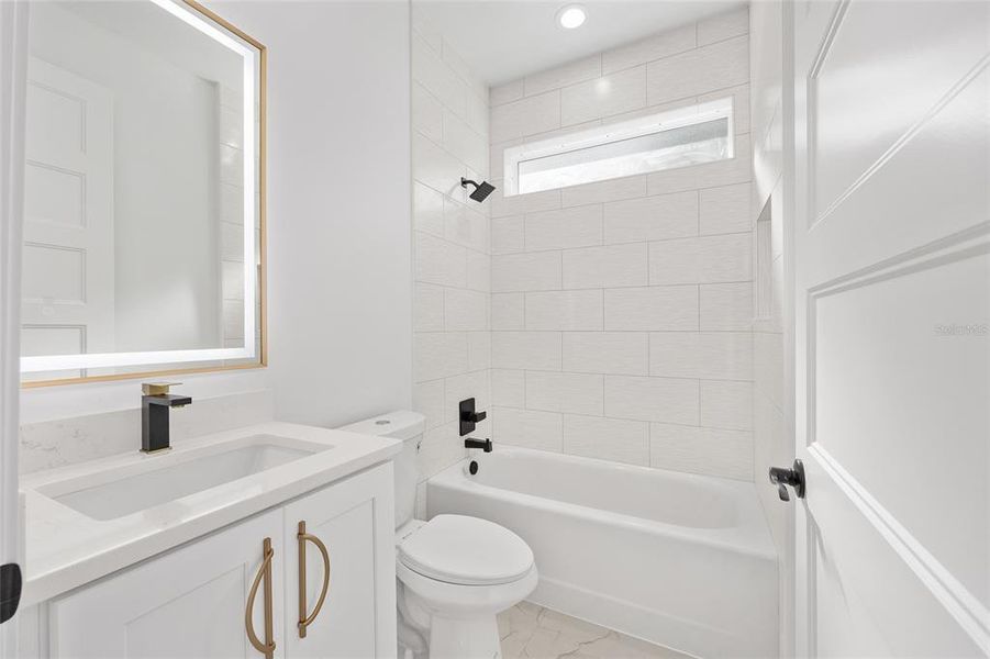 Furnished interior view inside a new home in , Ocala (Image 10).