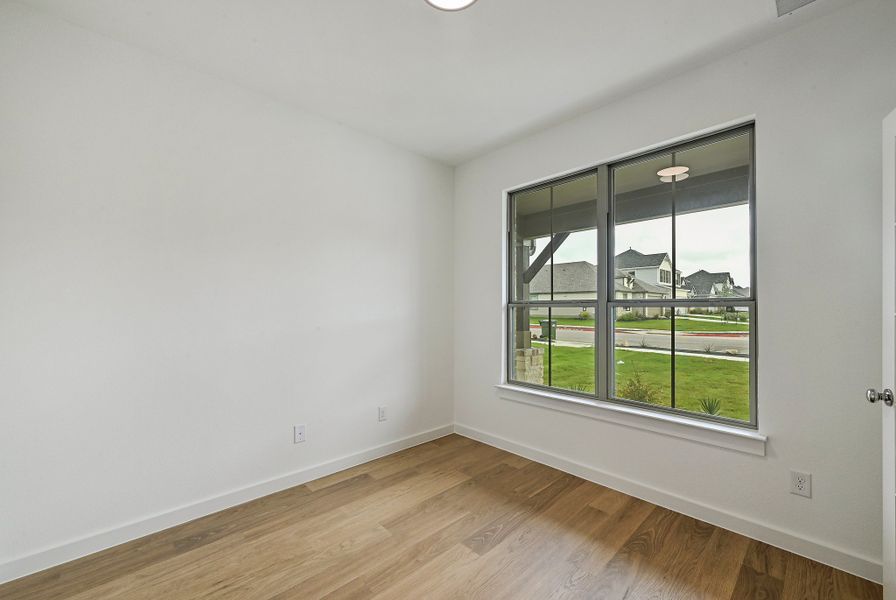 Spacious, unfurnished interior of a new home in Prairie Winds, Hutto (Image 25).