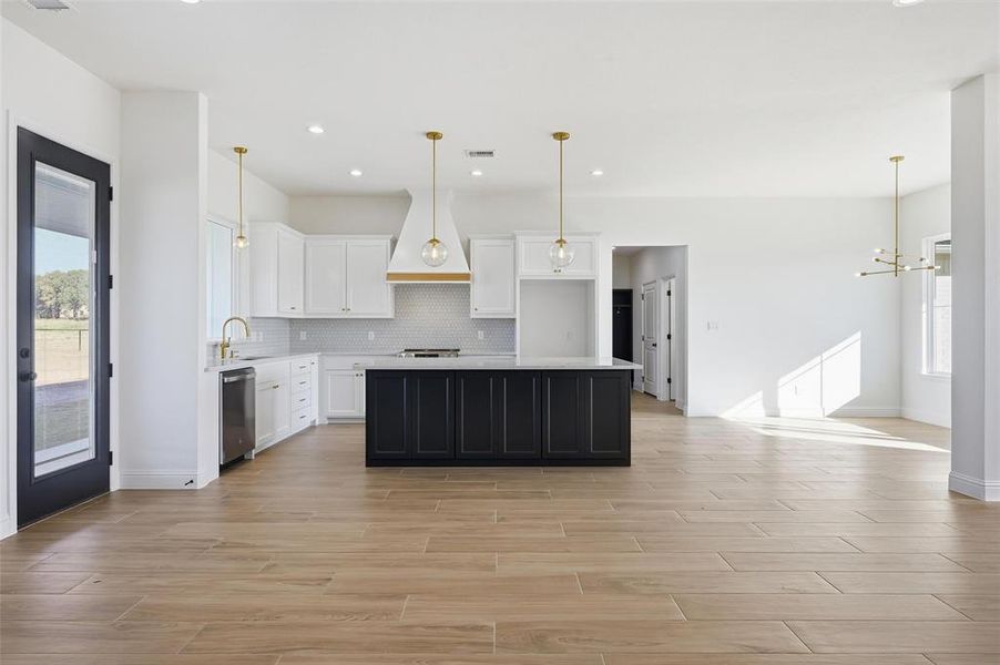 Spacious, unfurnished interior of a new home in , Boyd (Image 35).