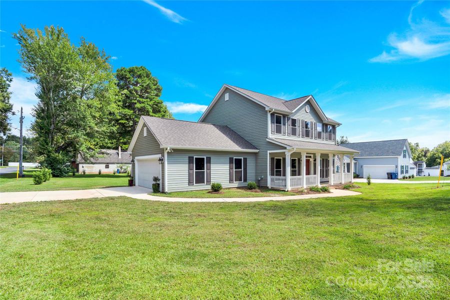 Plenty of room for guest parking, boat or RV Parking.