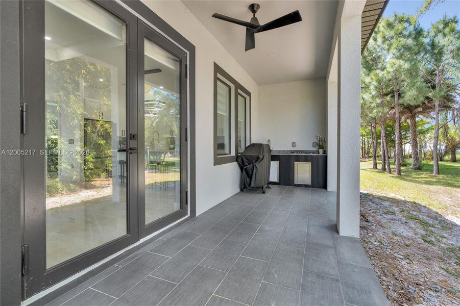Exterior details and patio area of a home in , Lehigh Acres (Image 3).