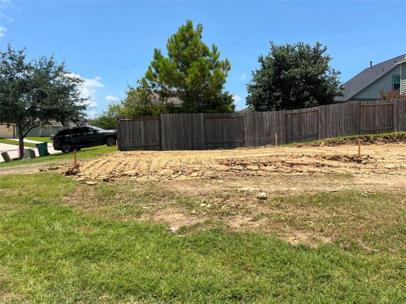 Site preparation for new homesites in , Willis (Image 4).