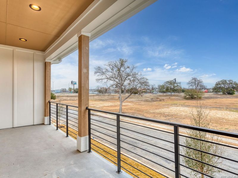 Exterior details and patio area of a home in , San Antonio (Image 20).