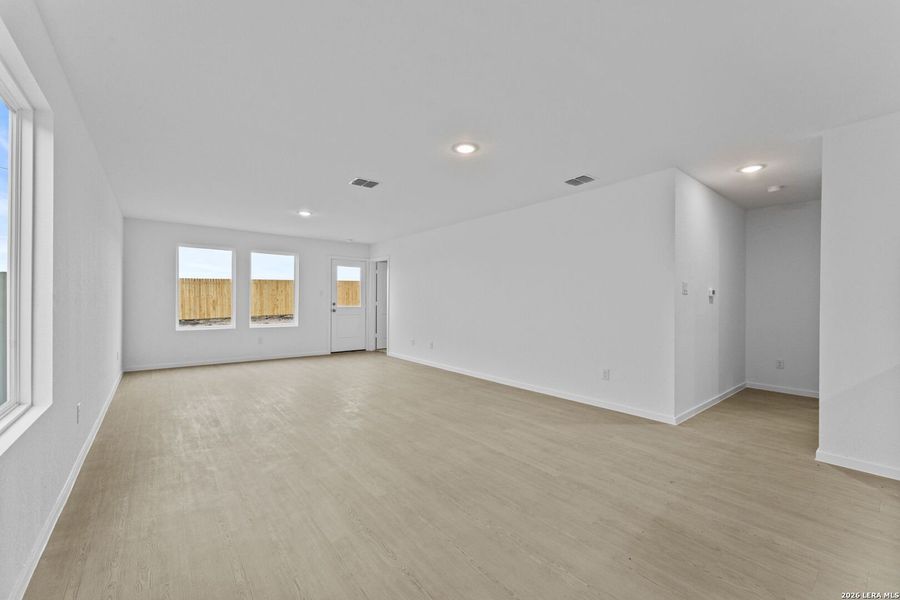 Spacious, unfurnished interior of a new home in Randolph Crossing, Converse (Image 18).