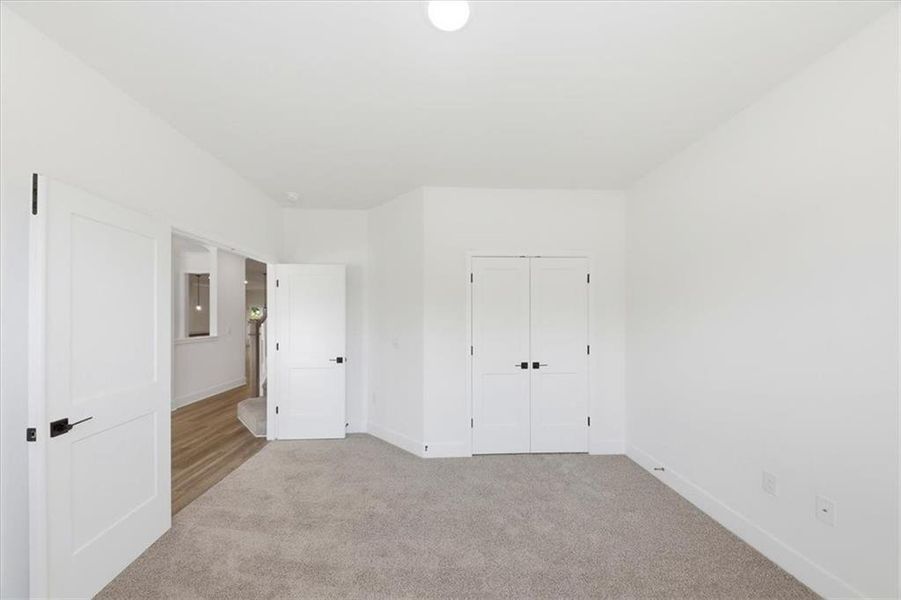 Spacious, unfurnished interior of a new home in Tuscany Hills, Douglasville (Image 38). Spacious, unfurnished interior of a new home in Tuscany Hills, Douglasville (Image 38).
