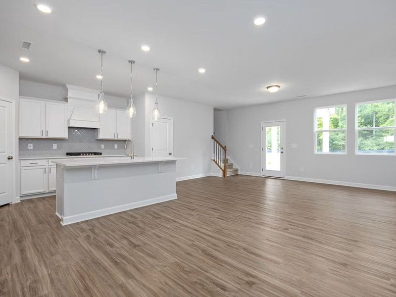 Spacious, unfurnished interior of a new home in Lake Park Villas, Wylie (Image 19).