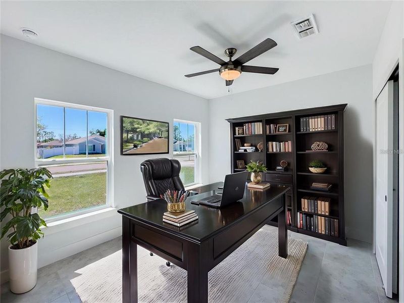 Furnished interior view inside a new home in , Port Charlotte (Image 9).