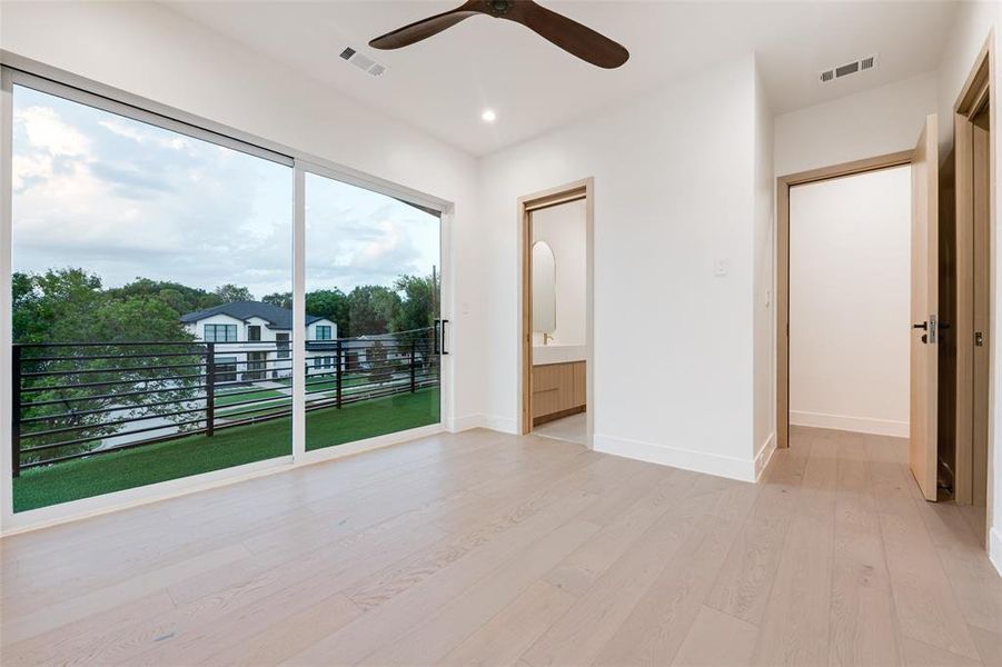 Spacious, unfurnished interior of a new home in , Dallas (Image 21).