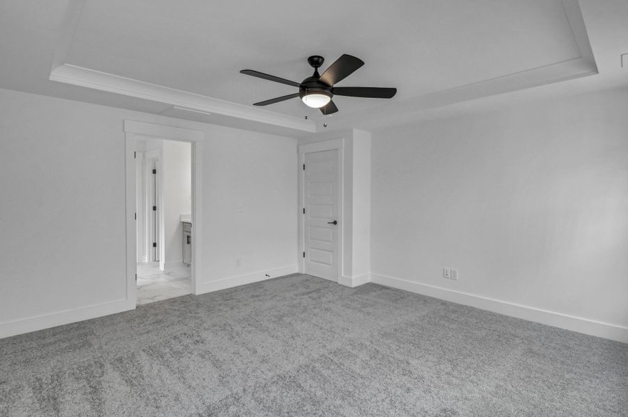 Spacious, unfurnished interior of a new home in Clubside Reserve at Summerlake, Lexington (Image 49).