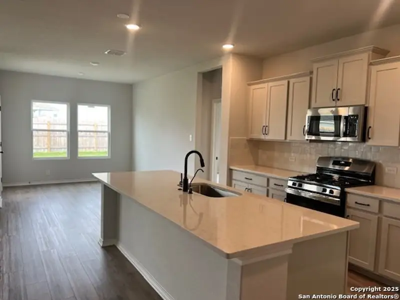 Furnished interior view inside a new home in Cordova Trails, Seguin (Image 5).