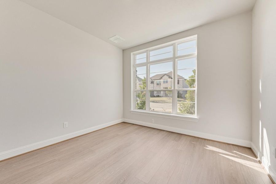 Spacious, unfurnished interior of a new home in Monterra, Rockwall (Image 26). Spacious, unfurnished interior of a new home in Monterra, Rockwall (Image 26).