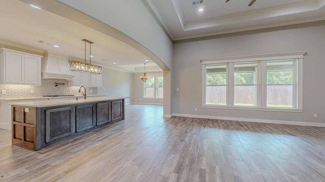 Spacious, unfurnished interior of a new home in , Beaumont (Image 32).