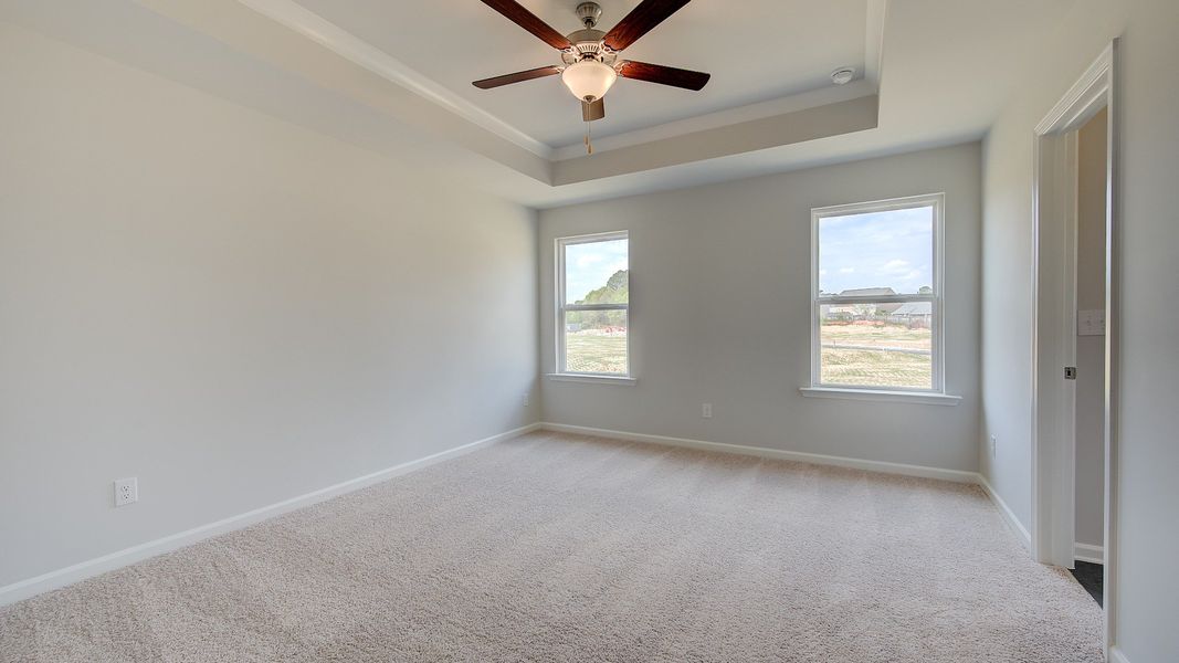 Spacious, unfurnished interior of a new home in Langley Overlook, Loganville (Image 23).