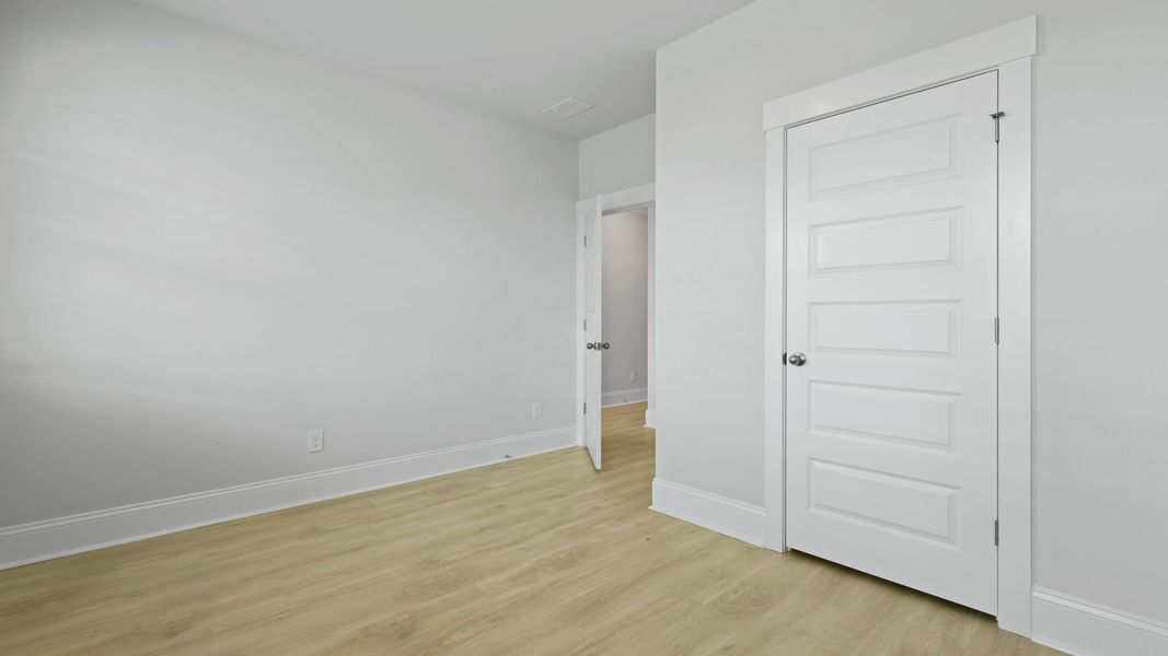 Spacious, unfurnished interior of a new home in Sheep Island, Summerville (Image 14). Spacious, unfurnished interior of a new home in Sheep Island, Summerville (Image 14).