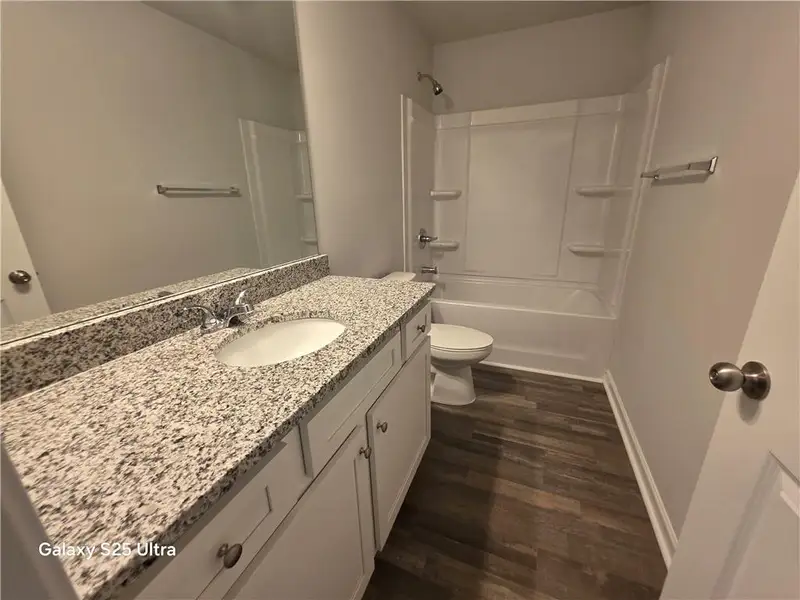 Image 32 of a home in .