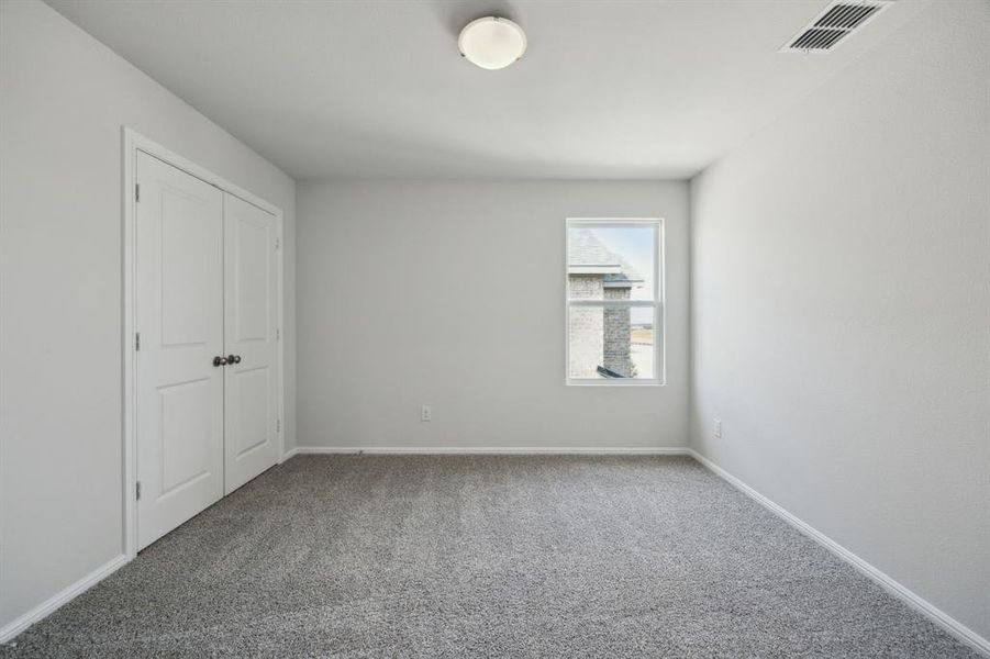 Spacious, unfurnished interior of a new home in Bellagio, Forney (Image 14).