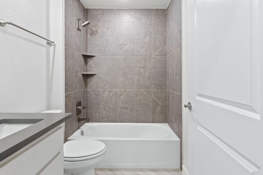 Furnished interior view inside a new home in Woodbridge Villas, Wylie (Image 14).