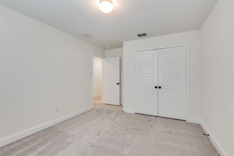 Spacious, unfurnished interior of a new home in Sierra Vista at Kelly Ranch, Aledo (Image 22).