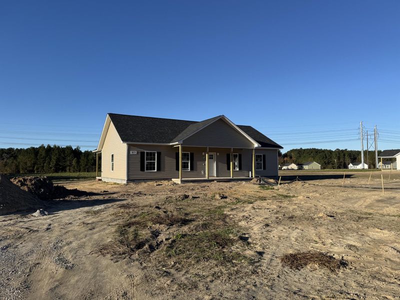 Exterior details and patio area of a home in , St. George (Image 15).